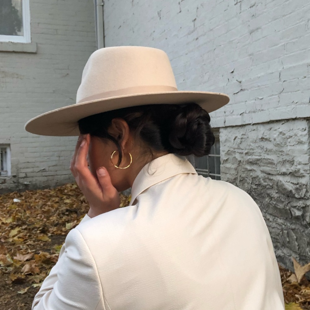 100% Wool Hat - Picture 2 of 5